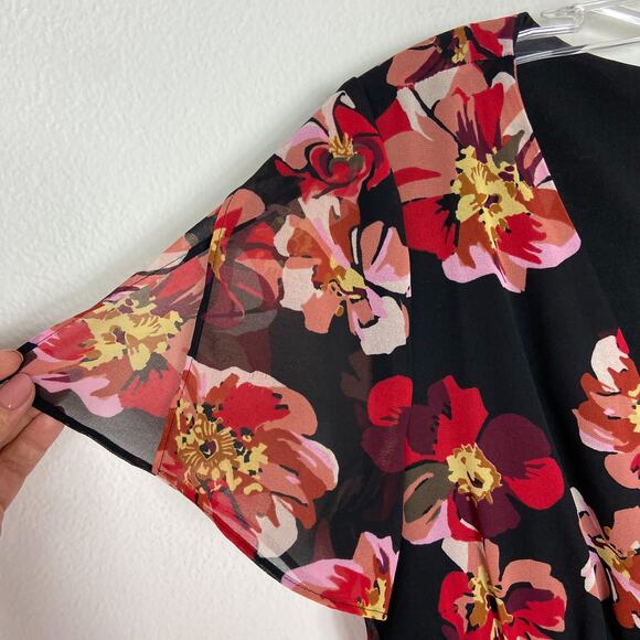 Madewell Tulip Sleeve Mini Dress Size 2 French Rose Floral Black Pink Red V Neck - Picture 6 of 13